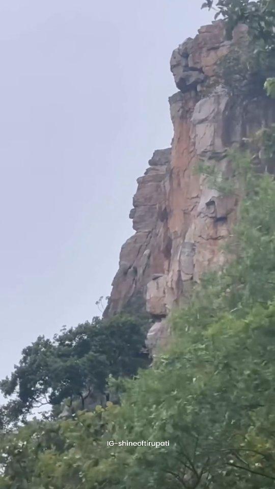 Venkateshwara face on tirumala hills

Om namo venkateshaya 🥰