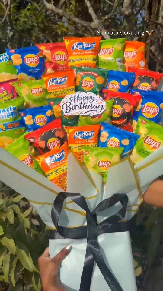 Chips bouquet 😋
Best surprise gift for Food lover 😍
Are you looking for a perfect surprise gift?💕
Here it comes 💫
 Surprise your loved ones with this beautiful chips bouquet ✨

Beautifully created ✨💞