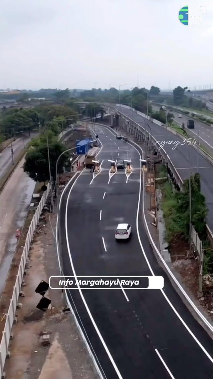 𝗜𝗻𝗳𝗼 𝗠𝗮𝗿𝗴𝗮𝗵𝗮𝘆𝘂 𝗥𝗮𝘆𝗮 - 𝗚𝗲𝗱𝗲𝗯𝗮𝗴𝗲

Situasi dari Exit Tol KM 149 Gedebage Bandung, yang menurut rencana akan selesai dikerjakan pada akhir bulan Desember 2024 ini

Dan akan dilakukan uji coba terlebih dahulu, sebelum resmi digunakan pada tahun 2025 🎥 agungflamini