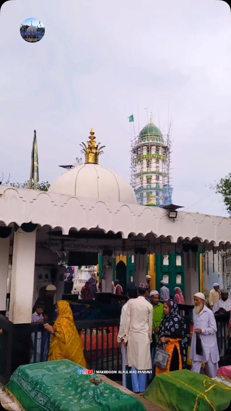 Bargah -E- Hazrat Makhdoom Hafiz Zahid Bandegi (R.A)