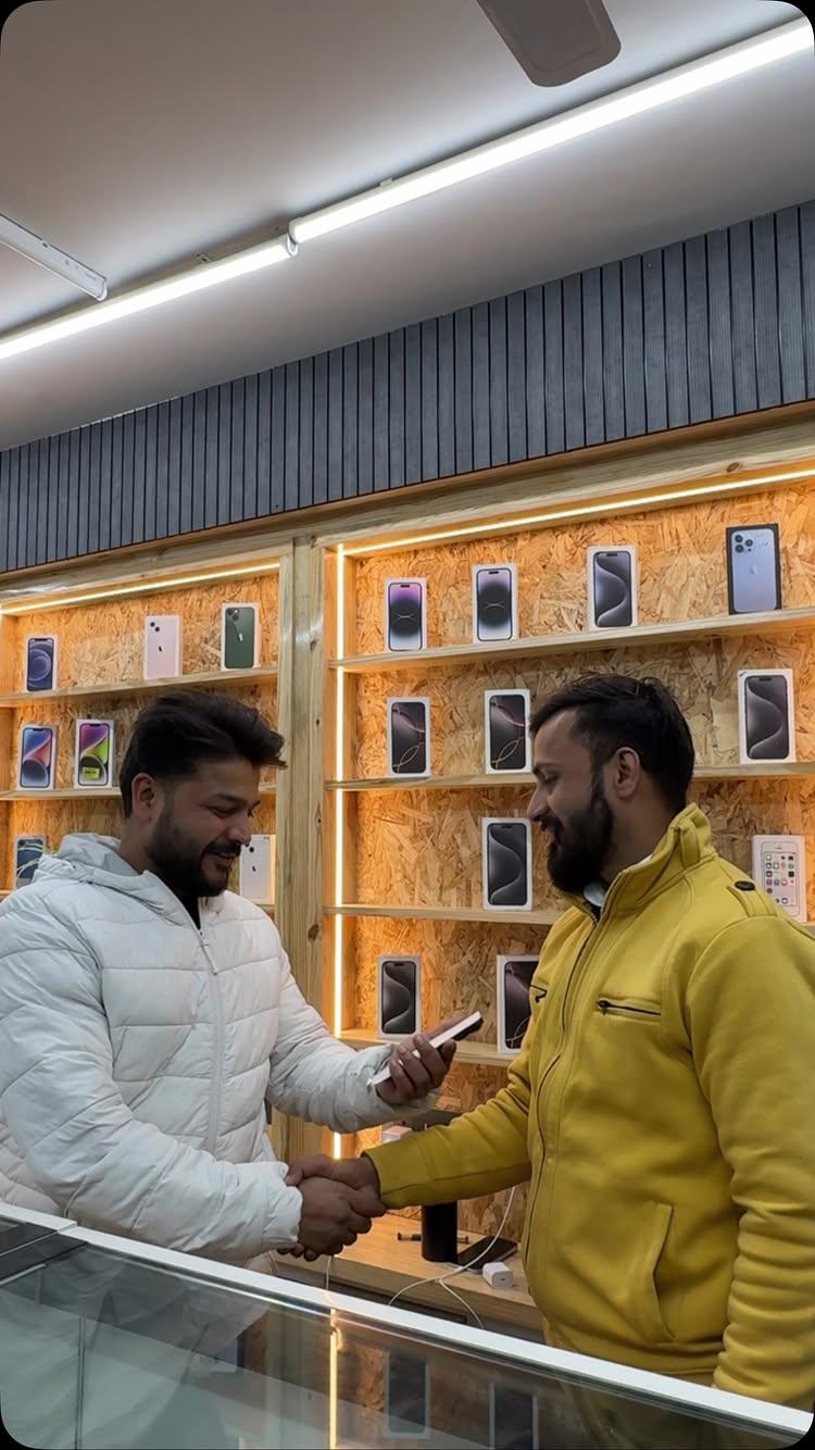 Congratulations brother for new 15 pro ianandsingh 🎉🥳❤️

apple #instalike #iphonephotography #instadaily #haryana #iphoneonly #instamood #hisar #explore #réel #sale #purchase #secondhand #gurujameshwaruniversity #likesforlike #reelitfeelit #rohtak #sirsa #haryana #hisar #foryou #mobile #mobileshotz_ #shop #shopkeeper #whollsaler #bangalore #mumbai #delhi #delhiuniversity #hau #