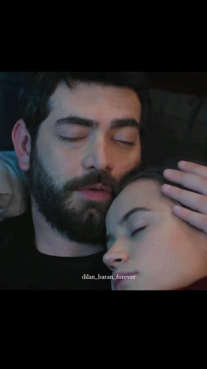 Dilan uykusunda dayamadı küslüğe ama sabah uyanınca devam etti 😂 #yağmuryüksel #barışbaktaş #dilbar #kançiçekleri #kançiçekleridizi #dilan #baran #dilankarabey  #barankarabey #dilanbaranaşkı #türkdizi #keşfet #kanal7kançiçekleri #dilanbaranaşkı #dilanbarankarabey #mirankarabey
￼