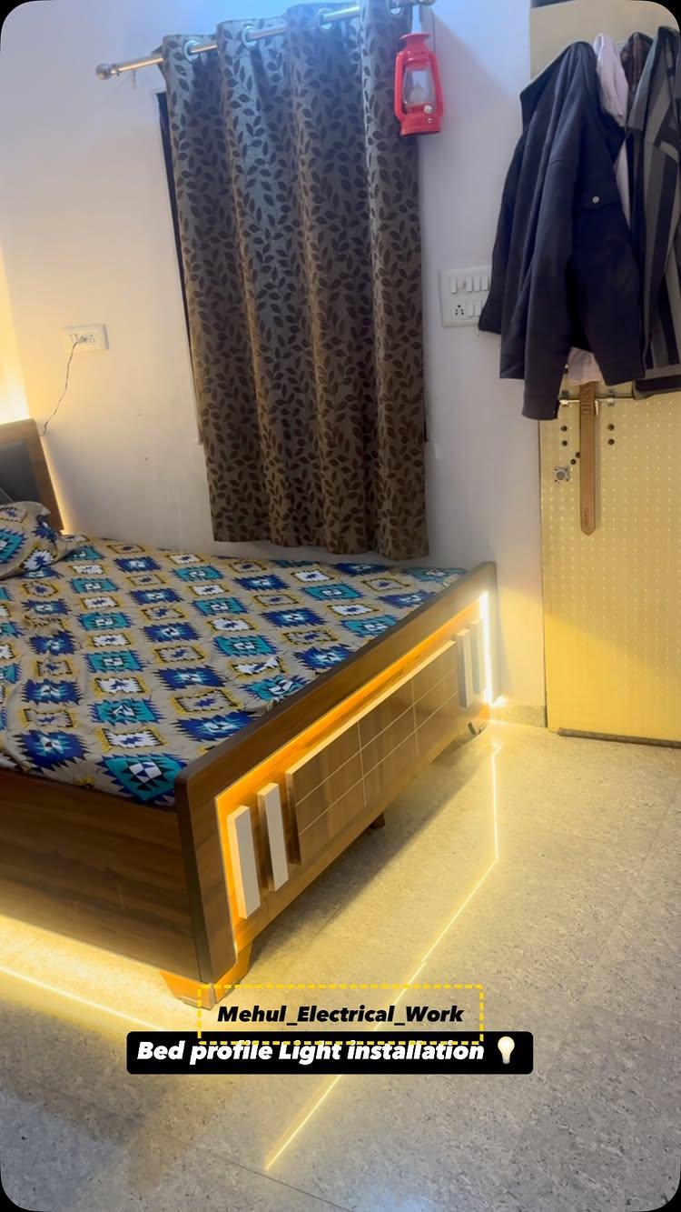 Bed profile light installation 💡
All material  2000 
Work  price 1000 
#motion #sidhi #stair #240ledstrip #staircontroller#stair #motion
connection wiring