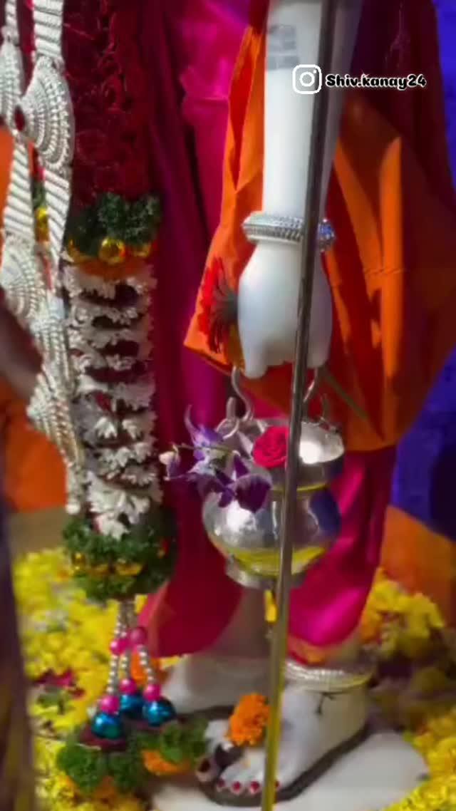 श्री गुरुदत्त 💫🧡🙇🏼‍♀️

gurudatta #gurudattatreya #swamisamarth #akalkot #maharaj #mauli #dattgurustatus #gurudev #dattgurustatus #swamibhakt #swamivichar #swamiseva #instadaily #dindori #explorepage✨ #viralpost #newpost #marathi #instareels 

श्रीपाद वल्लभ दिगंबर !!