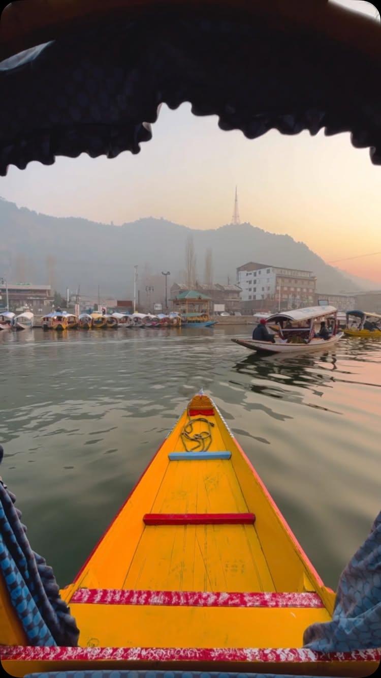 | | DAL LAKE | |