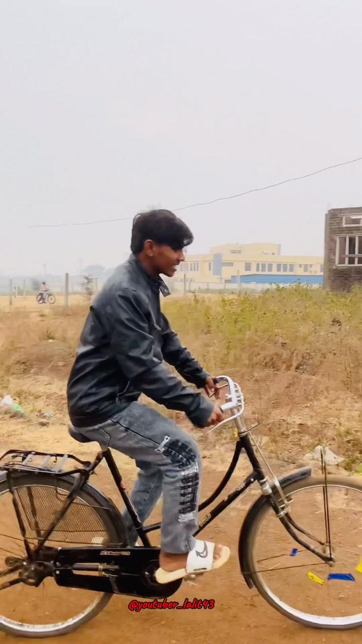 BACHAPAN KI YAADE 👦🥰

youtuber_lalit43