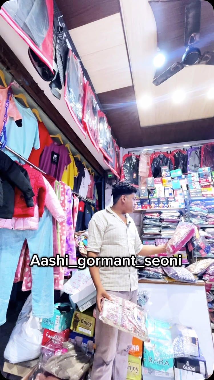 aashi_gormant _seoni……………………………………………………………………………………#seoni__wale #seoni #seoni__wale #viral #seoni70 
•  #GirlsFashion (432 million+ uses)
•  #GirlStyle (24 million+ uses)
•  #FashionForGirls (14 million+ uses)
•  #GirlsWear (783k+ uses)
•  #Girlswea

•  #GirlBeauty
•  #MakeupForGirls
•  #GirlsMakeup
•  #BeautyForGirls
•  #GirlGlam

•  #GirlsWhoLift (30 million+ uses)
•  #GirlPower (29 million+ uses)
•  #GirlsJustWantToHaveFun
•  #GirlsNightOut (6 million+ uses)
•  #GirlsTrip (5 million+ uses) ￼