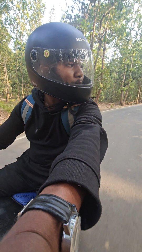 Going To अबुझमाड़ | Chuti Khtam Ho Gya 😔 | 

#Bastar #Narayanpur #Chhattisgarh #Minivlog #viralreelsvideo❤️ #Trandingreel #vilagelife😀🏡🏞️👌 #Travlingvideo #Chhattisgarh #Bike #bastardidentro #Abujhmar #Chhattisgarh #Narayanpur #Bastar #chhel6abilo