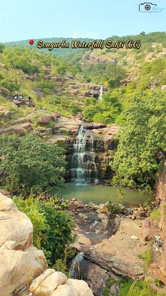 📍Songurha Waterfall, Sakti (Chhattisgarh)

#songurha #songurhawaterfall #songudhawaterfall
#waterfall #sakti #janjgir #champa #janjgirchampa
#bilaspur #raigarh #korba #chhattisgarh #cg #travel #traveldiaries #memories

Kya aap kabhi is jagah gaen hain?