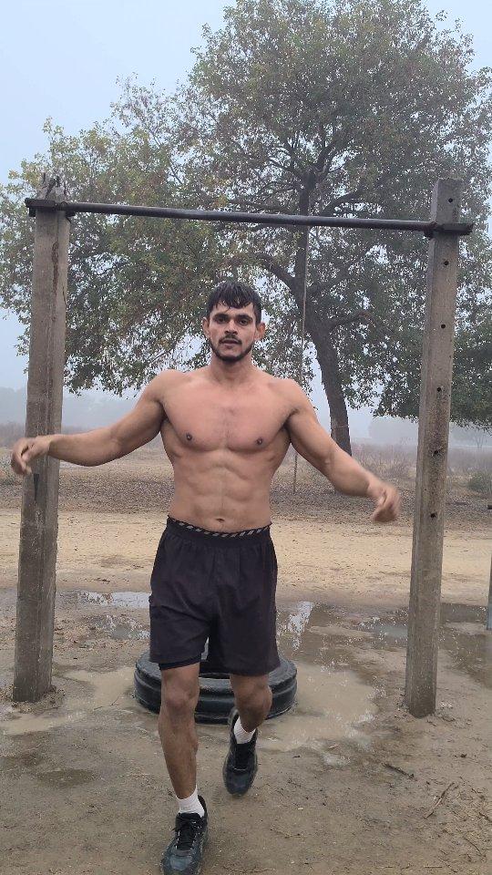 किसे  पै  रुकजा तो रोक लियो 😡⚠️📢

openchallenge #muscleup 

motivation #hardwork #fitness 

trendingreels #viral #reels #instagood