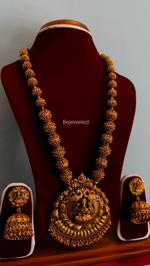 Brass Made Goddess Laxmi Ball Haar💫

📩Dm on instagram for more details
whatsapp +977 9749397472