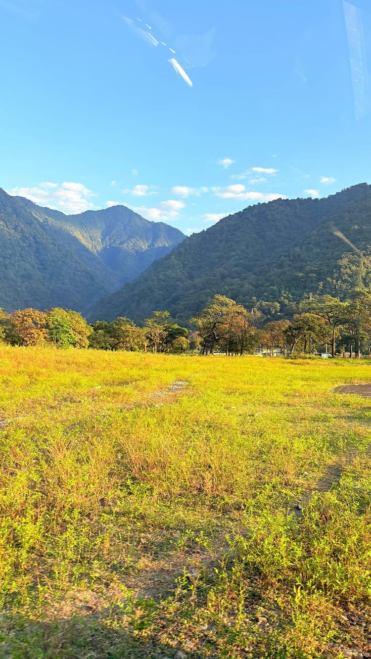 📍Namsai, Arunachal Pradesh🇮🇳
NAMSAI, a beautiful district  in Arunachal Pradesh offers a blend of lush greenery, a hidden gem in North East India
Sometimes the most beautiful places aren't far away, they exist within the confines of your daily surroundings