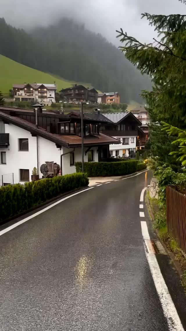 زور هذا حساب tafaul_1997 ديني اذا كنت مهتم ✅
سويسرا 🇨🇭💚📍قم بزيارة حسابي لن تندم ❤