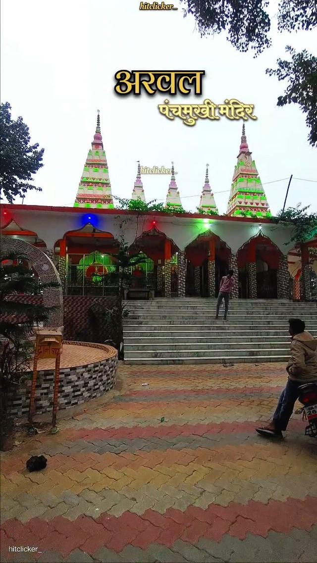 कौन कौन गया है इस मंदिर में??