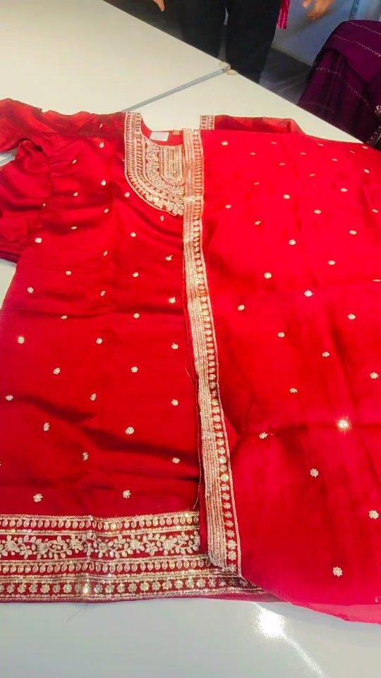 New collection
Party wear suits 
Heavy suits 
Bhawana dresses betul ganj betul