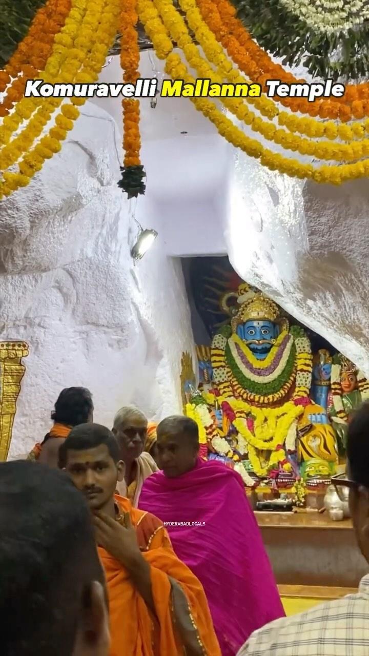 Historic Komuravelli Mallanna Temple ✨ Nestled atop a hill in Siddipet district, Telangana, this sacred site honors Lord Mallanna (a form of Shiva) alongside consorts Golla Kethamma and Goddess Medalamma
Known for its vibrant Mallanna Jatara during Sankranti to Ugadi, the temple draws thousands of devotees seeking blessings through unique rituals like the Oggu Katha
The clay idol of Lord Mallanna and the festive traditions make this temple a spiritual and cultural treasure of Telangana
Located just 85 km from Hyderabad, it’s a must-visit for divine blessings and folklore! 

📍 Location: Situated in Komuravelli village, Siddipet district, 85 km from Hyderabad
Perched on a scenic hillock, it’s a hub for devotion and cultural heritage
Main Deity: Lord Mallanna (a form of Lord Shiva), accompanied by consorts Golla Kethamma and Medalamma
Unique Rituals:

	•	Oggu Katha: Traditional folk storytelling by Oggu Pujaris narrating Mallanna’s divine tales
Patnam Rangoli: Colorful rangoli made as an offering during prayers
Festivals:

	•	Mallanna Jatara: A grand celebration from Sankranti to Ugadi, attracting lakhs of devotees
Maha Shivaratri: Highlighted by the famous Pedda Patnam ritual
Agni Gundaalu: Fire-walking festival before Ugadi
Architectural Significance: Features a clay idol of Mallanna and a unique cave-style temple design, blending nature and spirituality
Travel Tips: Easily accessible via Hyderabad-Karimnagar Highway; ideal for a day trip from Hyderabad
The Komuravelli Mallanna Temple stands as a testament to Telangana’s rich folklore, spirituality, and traditions, making it a must-visit for devotees and history enthusiasts alike! hyderabadlocals📍 Your Local Feed 🟡

Do follow Hyderabadlocals 💛 #hyderabadlocals