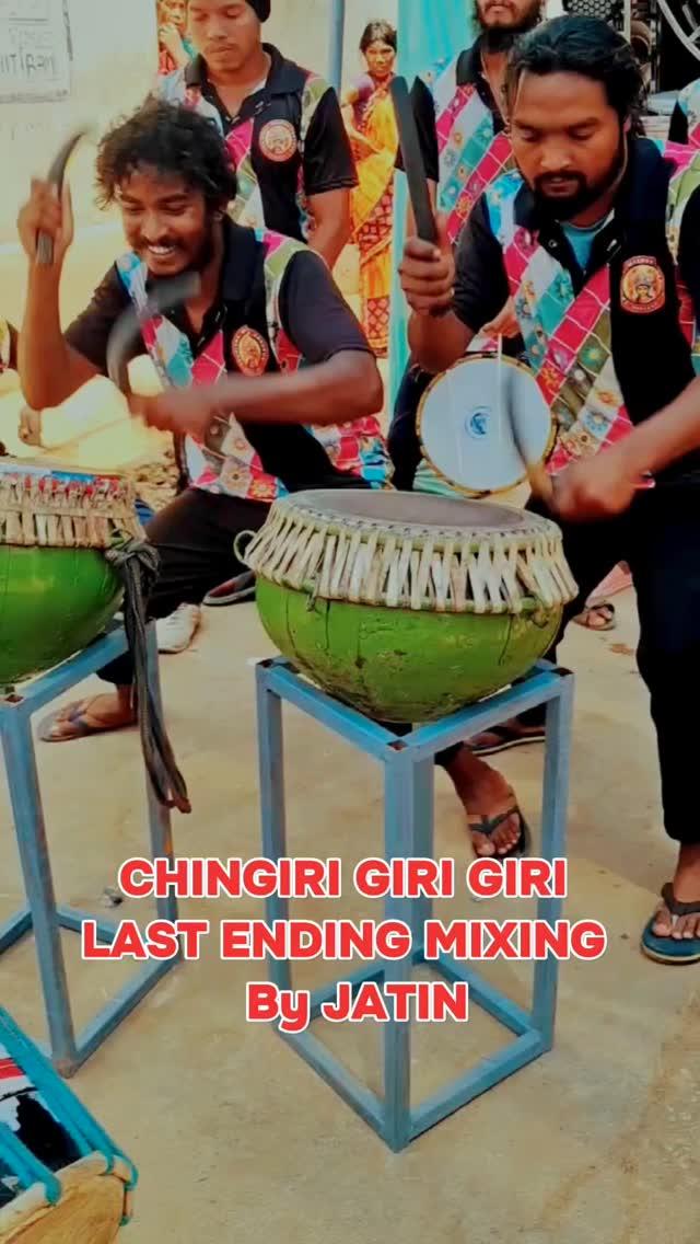 CHINGIRI GIRI GIRI  SONG LIKE ❤️ 

#view#viral#sambalpurisong#rukusuna#in
stagood