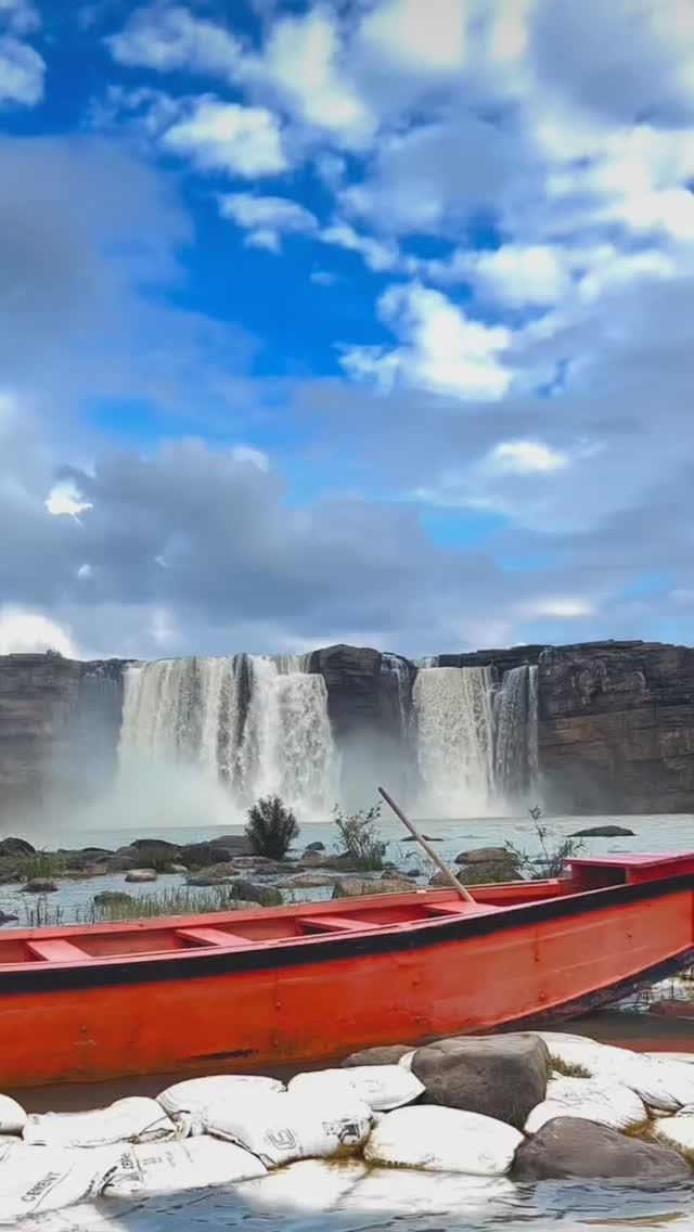 #Chitrakoot Waterfall 🍂🌿