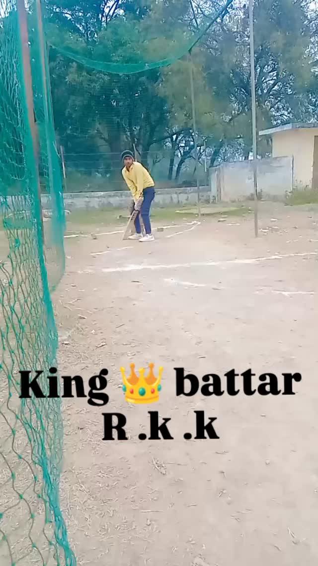 👑 किंग बैटर R.K
K