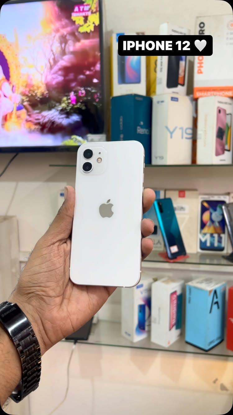 Iphone 12🤍
Sold ✅