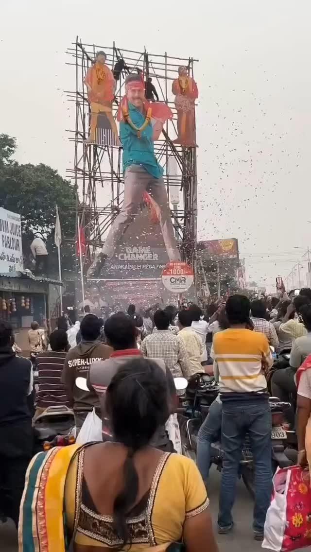 Anakapalli  biggest cutout for #gamechanger 🤩🔥🔥💥

GlOBAL Star 
alwaysramcharan

DO FOLLOW 🔰➡️ my_god_ramcharan
 #my_god_ramcharan #mygodramcharan


HASTAGS