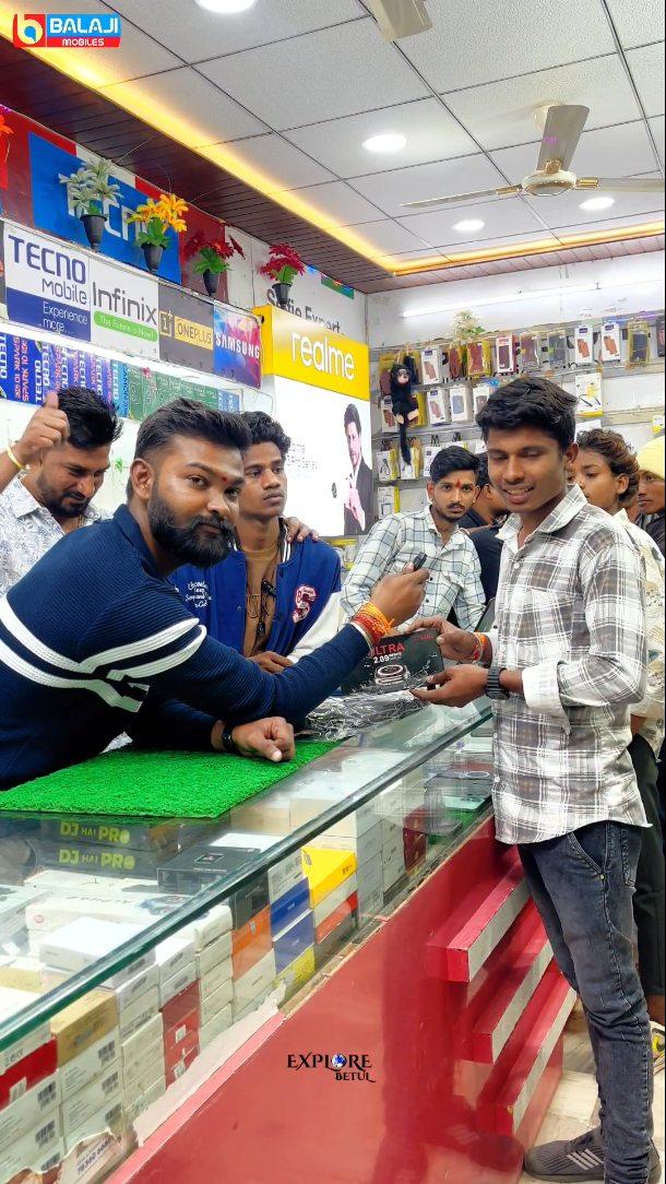 Surprise Gift Winner 💥 balaji_mobile_betul 

💥💥 Gold Coin Chasing Reel Share Winner 💥 💥 

आप भी शेयर करना न भूले इस रील को क्योंकि आप भी जीत हो सप्राइज गिफ्ट 💥💥