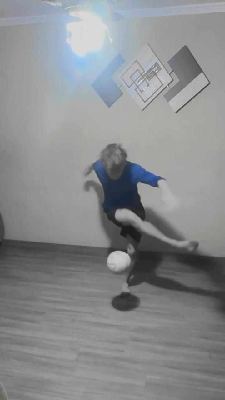 lllucasfreestyle 🤩

freestylefootball #freestyle #skills ##soccer #fslife #freestylesoccer #iamafreestyler #footballfreestyle #fre #footballskills #freestyler #tyle #soccerskills #streetsoccer #allyouneedisaball #soccerfreestyle #tekkers #style #wowtalents #futbol #ma #visubal #skiller #panna #freestyletalents #futsal #rldesignz #canl #freestylefutbol

iamafreestyler americanlower 

insanefreestyler lowerparty reallowers