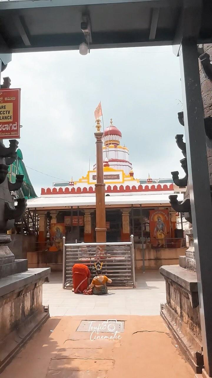 Banashankari Temple Badami 🙏🏻❤️

toufii_cinematic & themallikarjunn