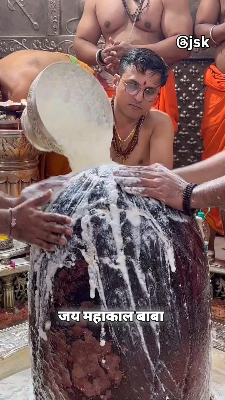 Har Har Mahadev🙏🏻Jai baba Baidaynath🙏🏻
https://www.instagram.com/sunilbhutra12https://www.facebook.com/sunilbhutra12?mibextid=LQQJ4d