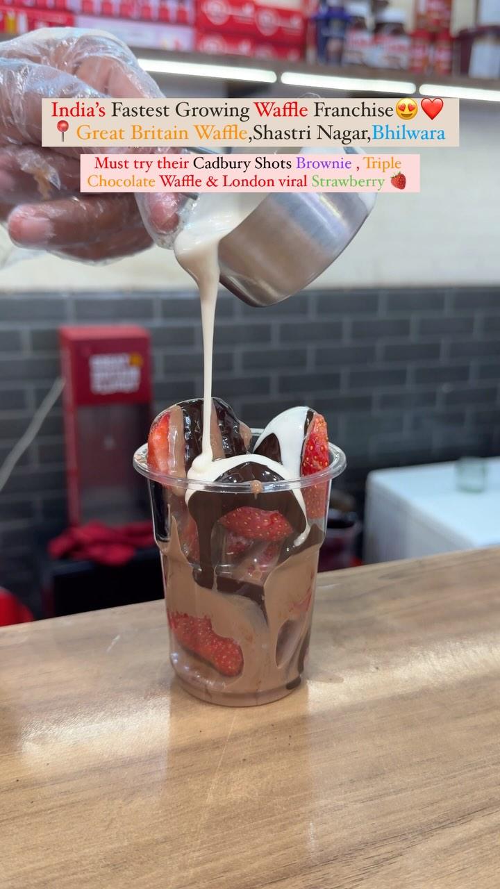 India’s Fastest Growing Waffle Franchise in Bhilwara, Rajasthan 📍 Great Britain Waffle,Behind Mohan Paan,Shastri Nagar,Bhilwara 

They are one of the best Dessert’s Place in Bhilwara where you Find tempting and Healthy Wheat based Waffles in Bhilwara ❤️😍 
Must try there Cadbury Shots Brownie 😍= 100₹/-, Triple Chocolate Waffle = 120₹/- ,London Strawberry Chocolate- 120₹/- and Kitkat Waffle Jar 😋❤️ 

Follow me food__o__graphy for more Bhilwara Food Videos and use #foodography❤️