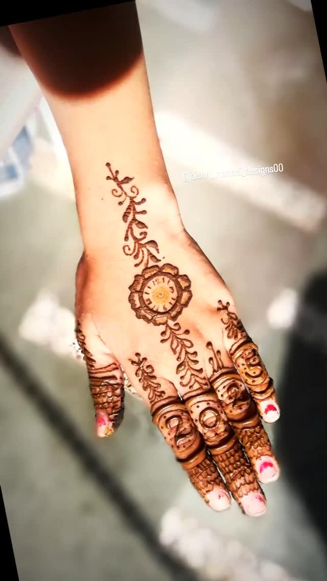 𝓝𝓮𝔀 𝔂𝓮𝓪𝓻 2025🤩
jaishri_mehndi_designs00