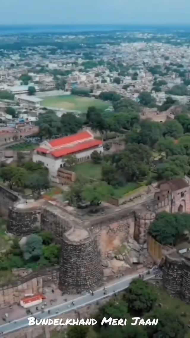 क्या आपको पता है,झांसी किले ने नए साल में नया कीर्तिमान स्थापित किया है