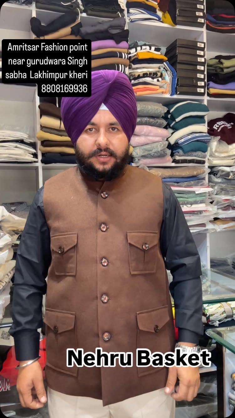 #newcollection #newfashion #lakhimpurkheri #instagramreels #fashionstyle #discount #clothingbrand #pants #shart #jacket #hudi #allclothesreview #winter  amritsar_fashion_point gurvinder.khaira.3 #visiting ’t