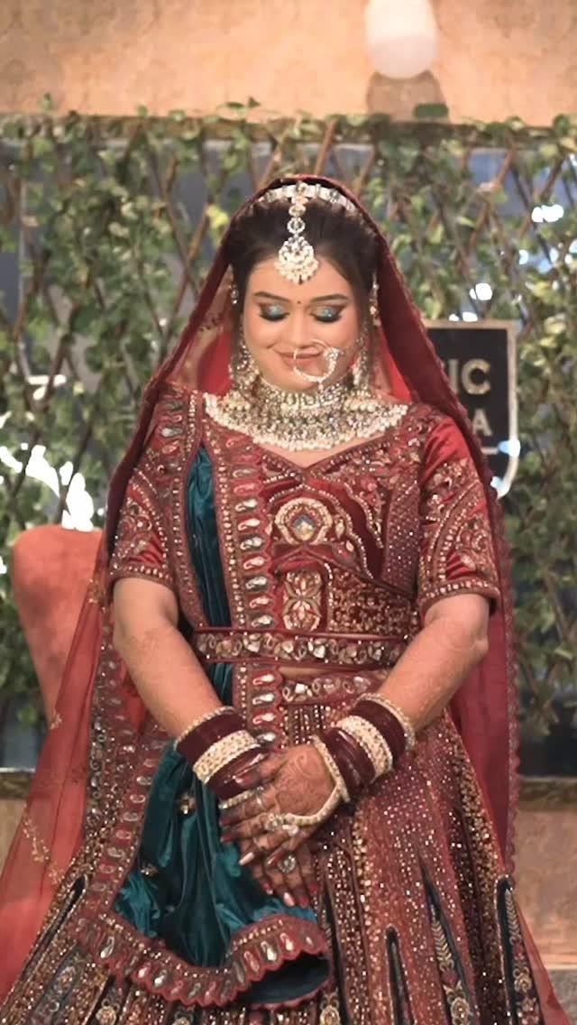 #weddding #weddingphotography #weddingstyle #weddingparty #weddingreel #wedddingseason2024❤️❤️ #wedddinghilight #partyenjoy #weddingbrideshoot📸♥️ #weddingflowers #wedddingdress 
  #mishrastudio131
  Mua.classic_beauty_salon_deoria
  Bride .vanditaa_pandey
  Groom 
Santosh pandey 
  Mishra.studio .9415497945.9451252510
  #gorakhpur #deoriaup52#santkabirnagar
#kushinagar #basti #peppganjbazar #mahrajganj 
  #lucknow 
  Note 
pre-wedding 
Ring ceremony 
Wedding 
  Marriage anniversary.Birthday.Mundan