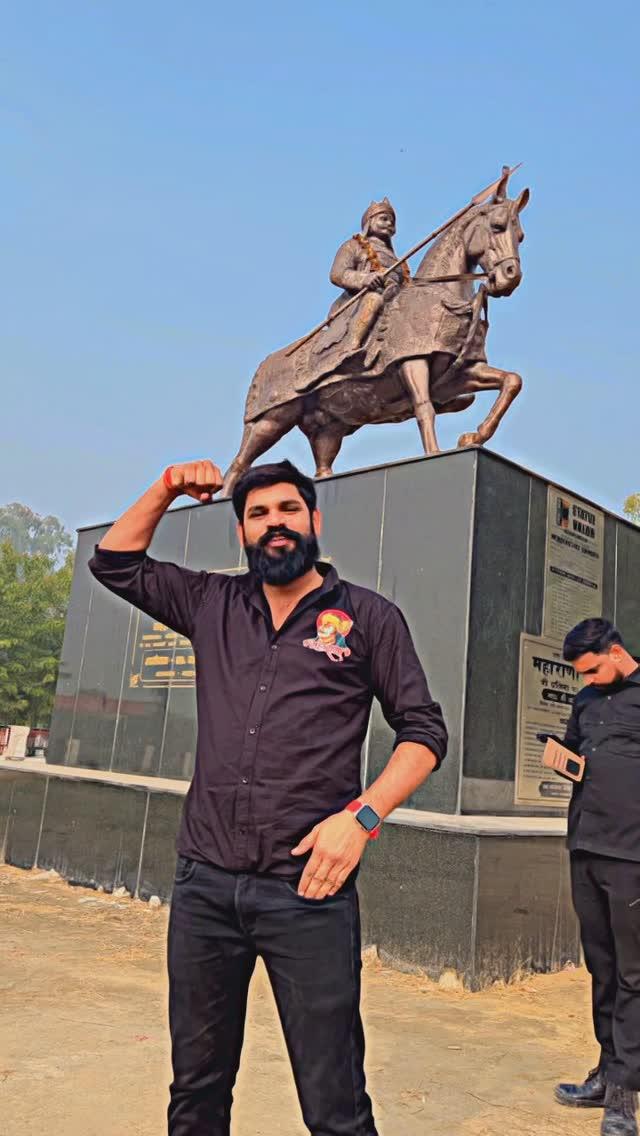 Maharana pratap ka mere Sar pr hath h