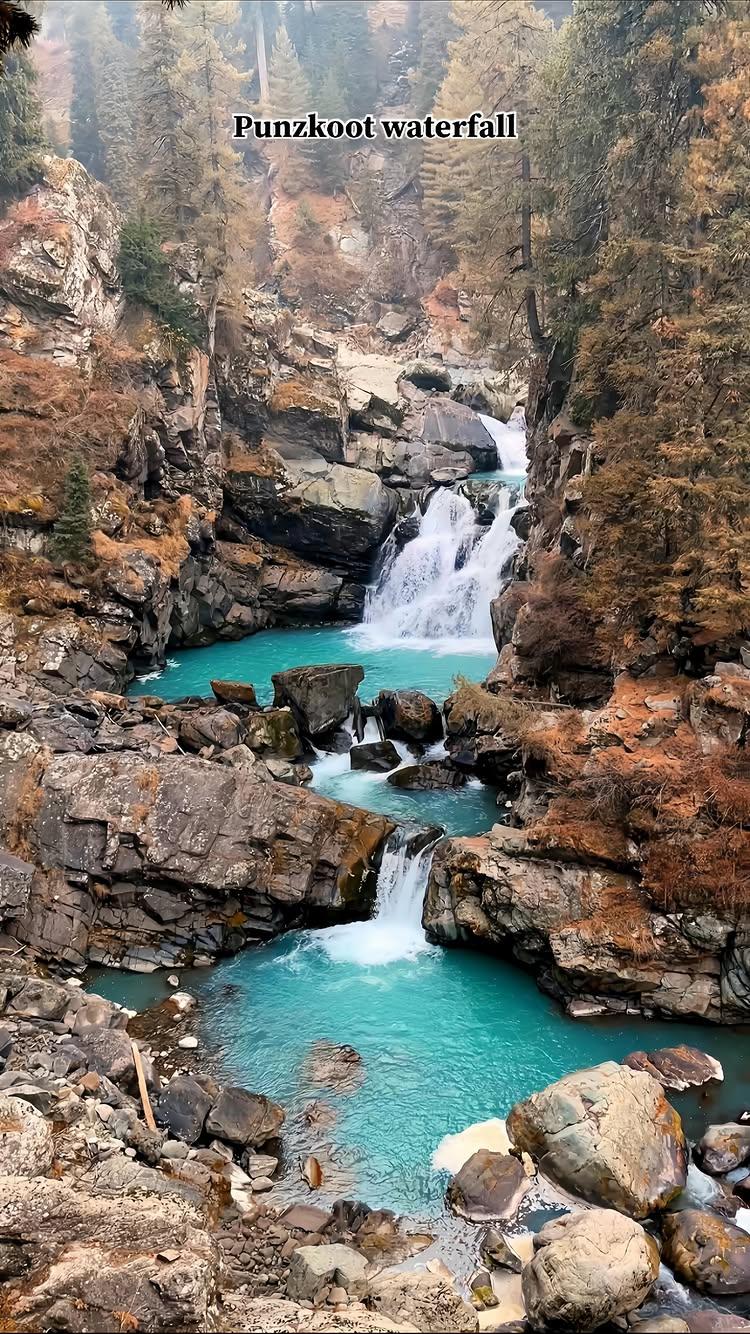 Punzkoot : The Majestic Waterfall ❤️

Follow talib_kashmir for more