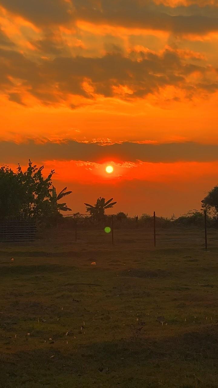 মৰমৰ ৰ'দালি ~ 🌅💛✨

কপিৰাইট আৰু ক্লাইম ⬇️

📝 এই ভিডিঅ'টো ইনষ্টাগ্ৰাম বা অন্য কোনো ডিজিটেল প্লেটফৰ্মত পুনৰ আপলোড নকৰিব কপিৰাইট যিকোনো সময়তে বাতিল হ'ব পাৰে। ধন্যবাদ 💖

⚠️ Copyright and Clim ⬇️

📝 Please do not re-upload this video to Instagram or any other digital platform Copyright may be revoked at any time
Thank you 💖

Cinematography 
🖥️ Cinematic VideoEditing 
📱 Short on iPhone & Digitak Mobile Gimbal 
💻 MacBook Air M1