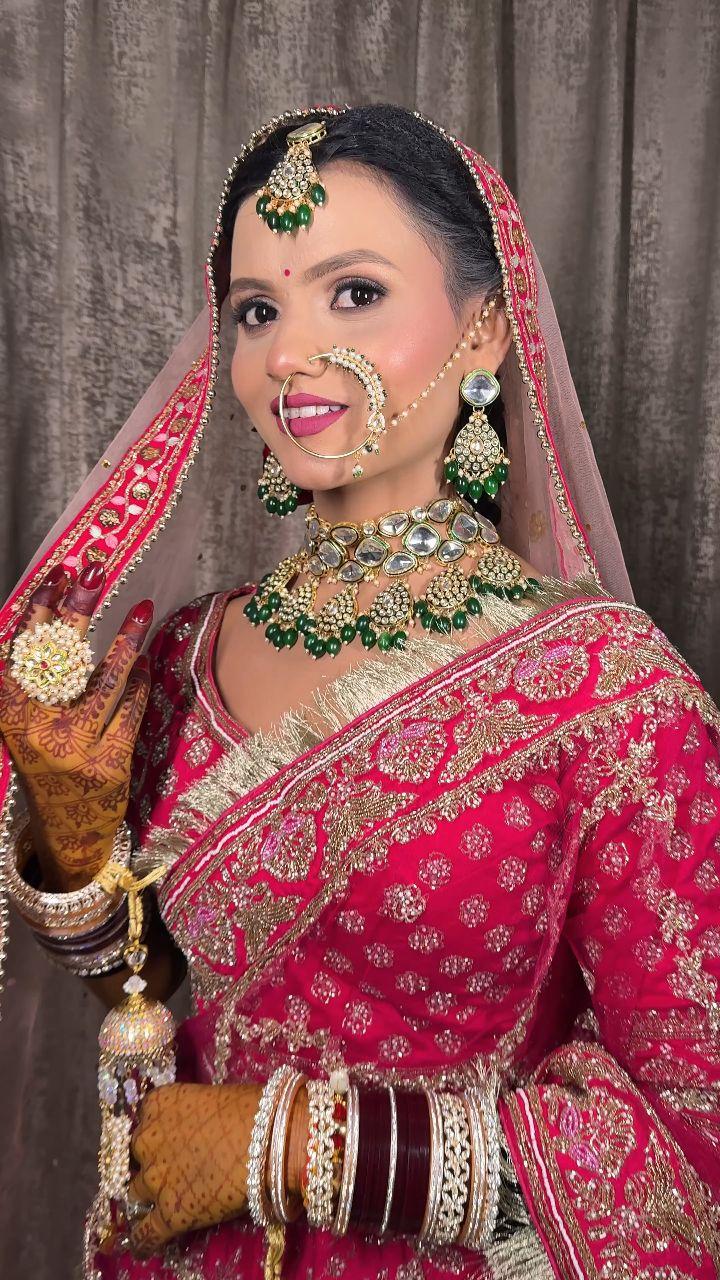 "Our Beautiful Signature Makeup Bride" 💃

💄Makeup: richaartistry 🧿
👗Outfit: wedding__.zone
💍Jewellery: richaartistry

☎️Contact: 9918406674/8858406674

"Makeup bookings are open for upcoming Wedding Season 2025-26 Book Now" DM us or call us

#signaturemakeup #makeup #makeupartist
#makeup #glamour #bride #glamlook #trendingreels #trending #viral #orai #jalaun #konch #richaartistry #bridal #wedding #trendingnow #oraimakeupartist #signaturebride #weddingmakeupartist #makeupshoot #following #trending #modernbride #trendingsongs #indianbride #