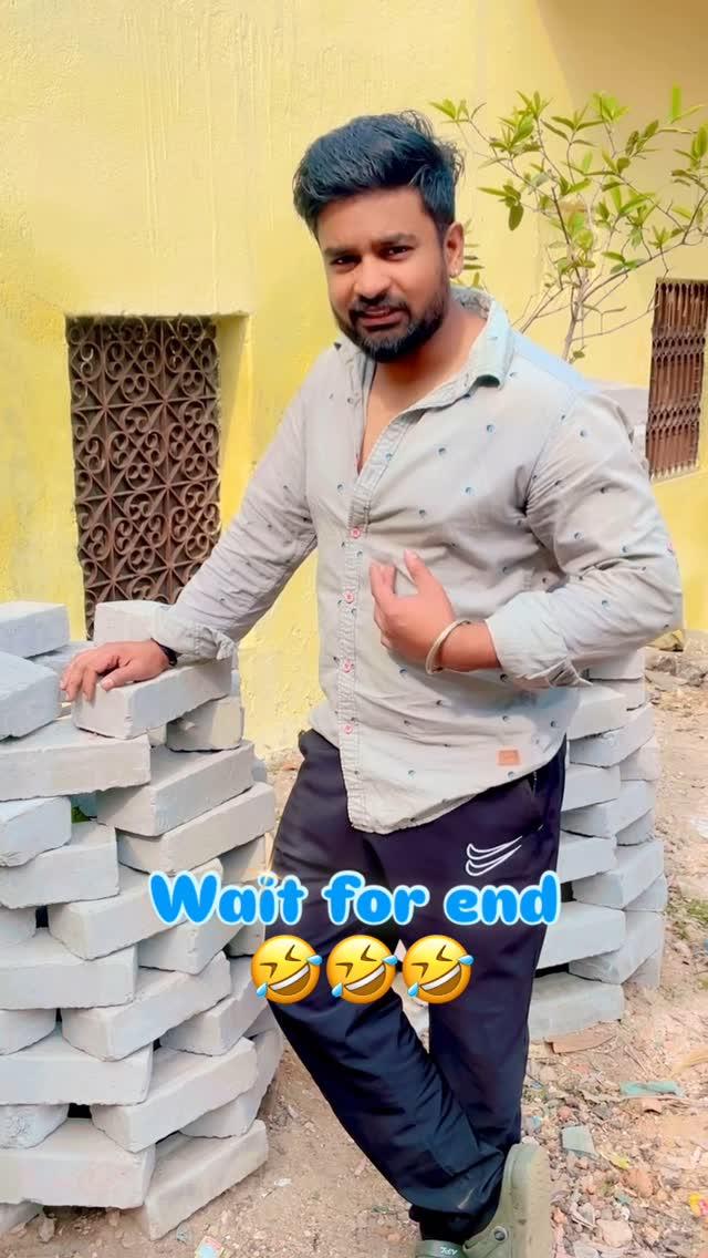 साला पैसे लूट रहा था😂😂😂😂

#short #virel #trendingreels #comedy #funny #explore #explorepage✨ #reels #explorepage #content #reelsindia #instagram #instavideo #up #bhojpuri #mp #sonbhadra #anpara #prank #page #foryou #followback #singrauli _hawa_hawaii_9