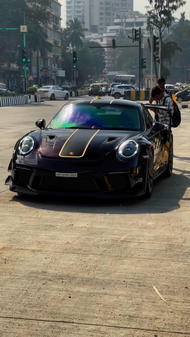 Is This Best Spec 911 GT3RS?

Follow for more mumbaiexoticss