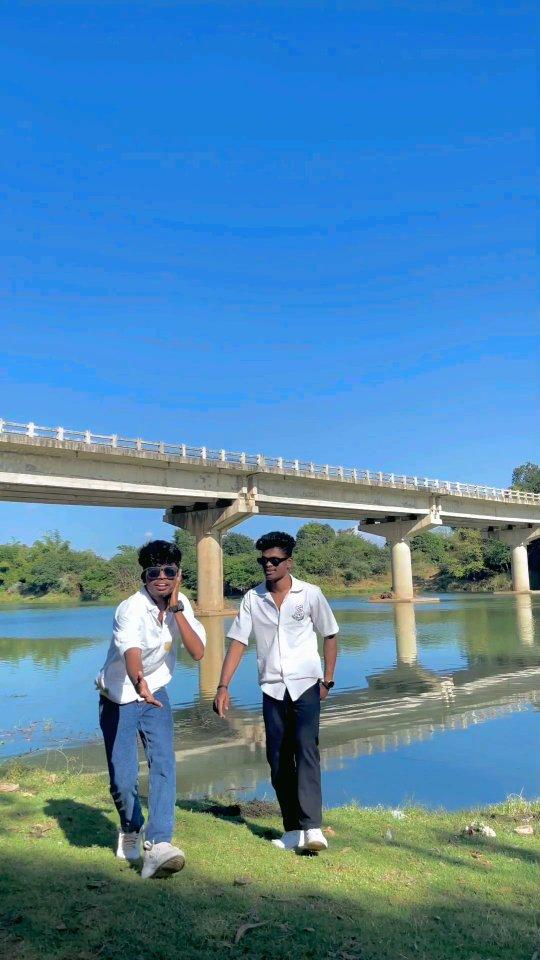 Dance 🤣🤣🤣 #funny #dance
#sambalpuri #koraput #odia #odisha #dance
#cg_vijay_baghel_08 temraj_____baghel___94