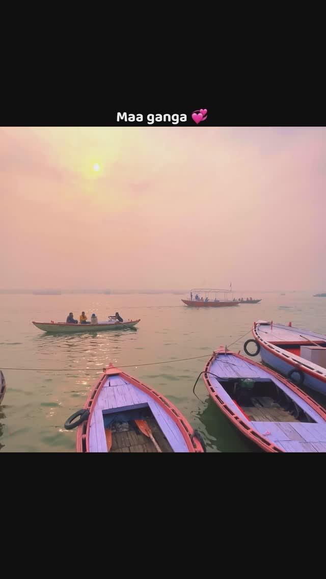 Bas isliye pasand hai banaras 😍