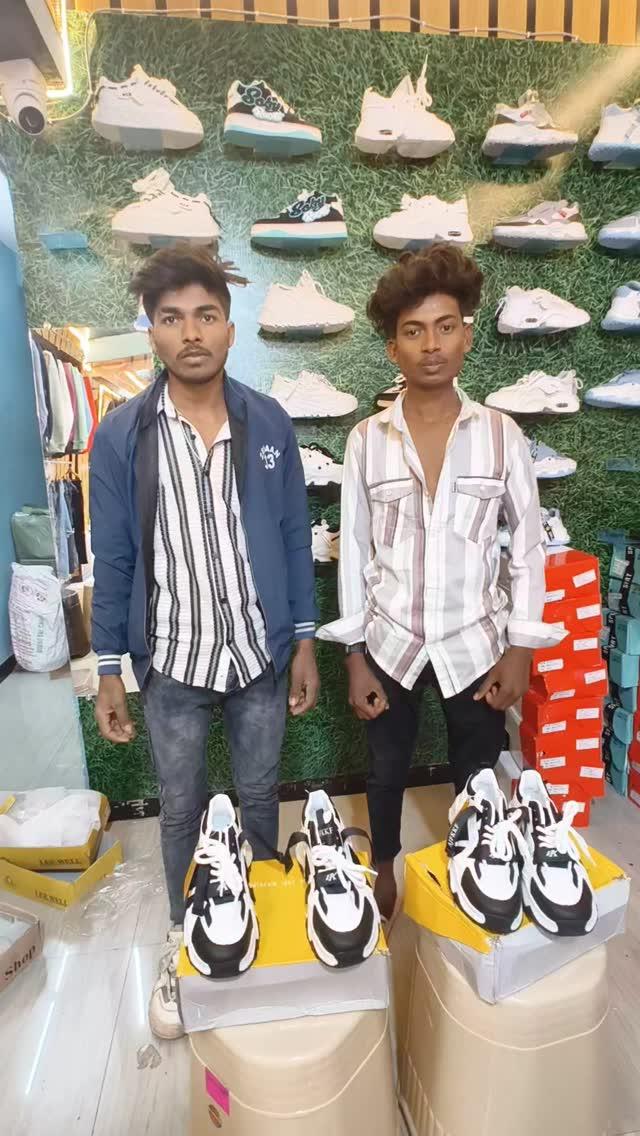 Apna fashion zone bakaner

यह बाकानेर की सबसे प्रसिद्ध दुकान है अपना फैशन जोन बाकानेर में सबसे सस्ती दरों और बिक्री पर सर्वश्रेष्ठ स्थान है कपड़ों और जूतों का बहुत ही अच्छा संग्रह उपलब्ध हैं !

आप सभी की पहली पसंद अपना फैशन जोन बाकानेर

तो आप किस बात का इंतज़ार कर रहे हैं, बस वीडियो को साझा करें और ऑफर का आनंद लें !!

➡️ स्थान -- बस स्टैंड बाकानेर , तहसील - मनावर , जिला -  धार ( मध्य प्रदेश ) 

➡️📲 मोबाइल नम्बर -- =  9131856350

एक बार सेवा का मोका अवश्य दे 

धन्यवाद