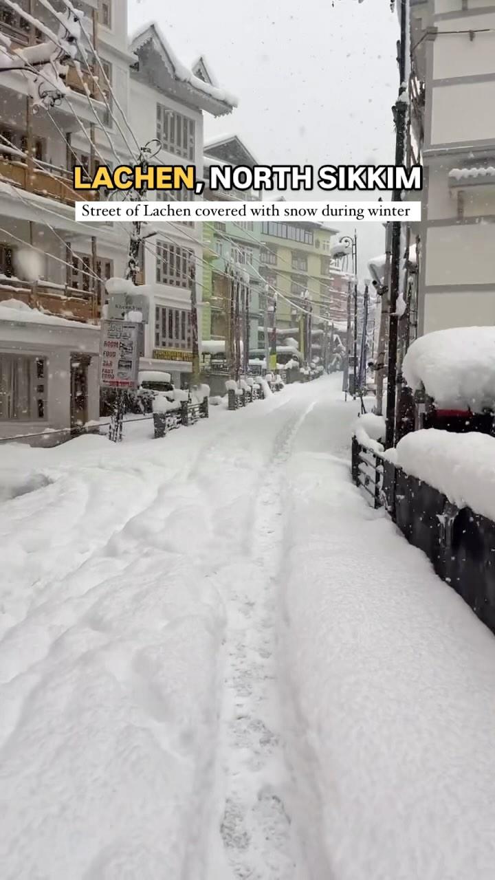 Street of LACHEN Covered with snow during winter ❄️ ⛄️

Video Courtesy: wangyal_13 

Please keep Himalayan regions free from all kind of plastic garbage / neat and clean so that our coming generations can also enjoy its beauty
Share your Mountains Story with us
Use Hash Tags #travelgangtok for feature