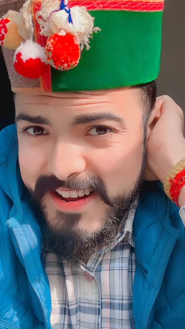 2-2 Narran Rakhiyaan…😂❤️
#reelsinstagram #trendingreels #himachalpradesh #pahadi #kangra #expression #explore #nitishbharadwaj #sunnysnnu #explorepage #trending #explorepage ❤️😘