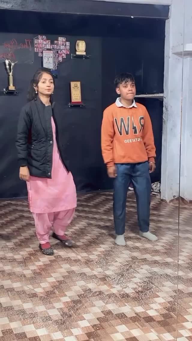 #Like #comment #share# please #Instagram# trending #video# 😁# please# jada #se# jada# comment# share #please #verma_6744# id# #follow# bhi #krlo #choreography #by# offic.ialsunitaverma #dancer #siwani #Mandi# #😁😁 haryana #