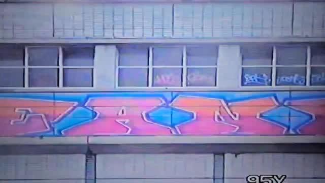 Early 90’s…MEAN [BCP] & PHEK 
Un placage qui m’a mis une claque dans la gueule la première fois que je l’ai vu
Arrière bâtiment des usines Côte d’Or, Rue Bara
Un combo d’anthologie que tu ne pouvais pas rater en passant à Anderlecht Gare du Midi