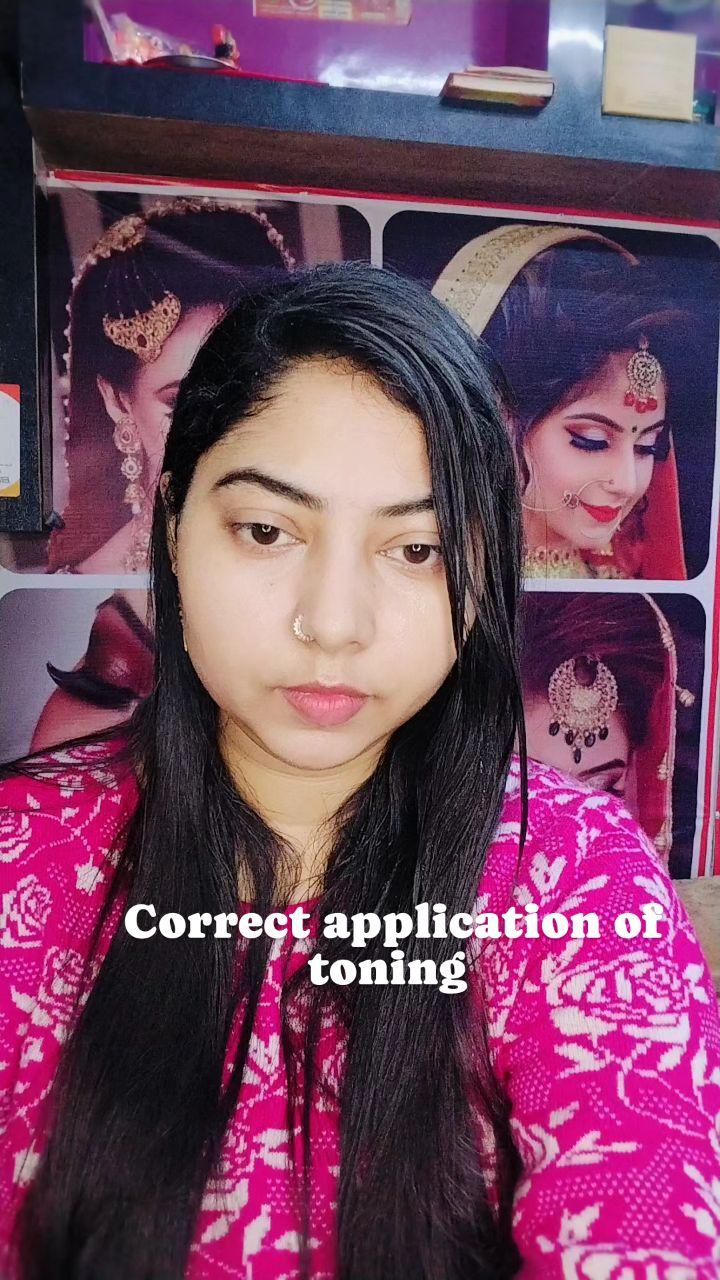 Correct application of toning
unique_makeup_studio1