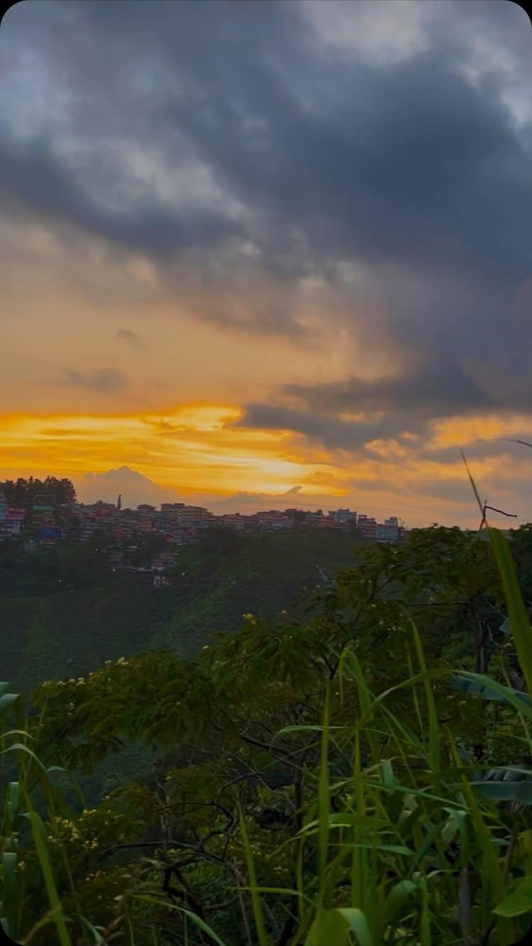 Kurseong sunset ❤️🫶🏼
*
*
*
*
*