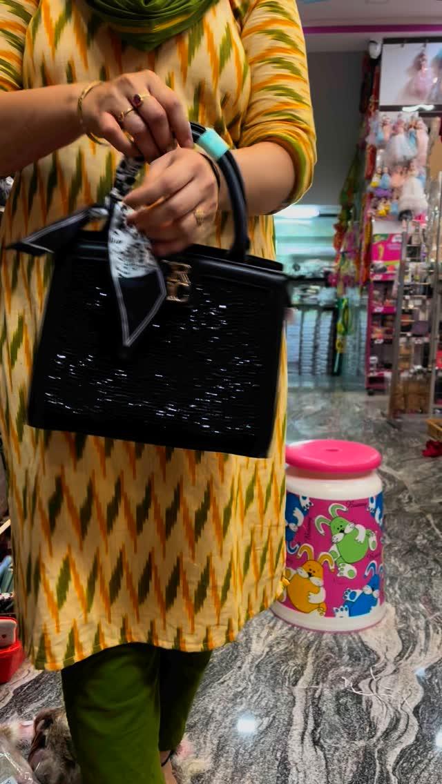 Prettiest party wear handbag#Rohini fancy store#Udyog petrol bunk opposite